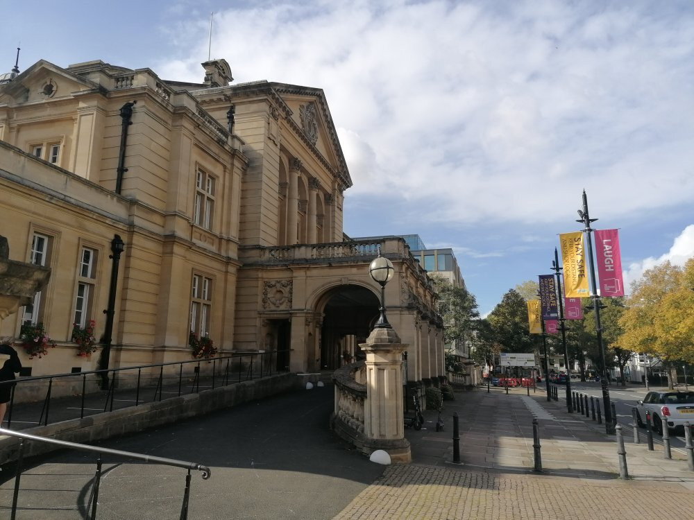 Cheltenham Town Hall-切尔滕纳姆必去景点