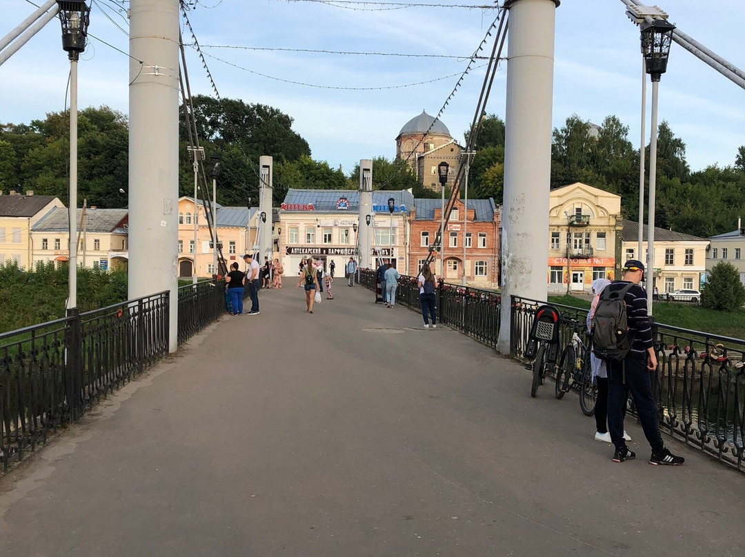 Pedestrian Bridge across the River Tvertsa景点图片