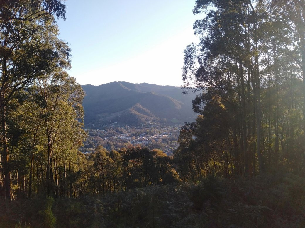 Apex Lookout-布赖特必去景点