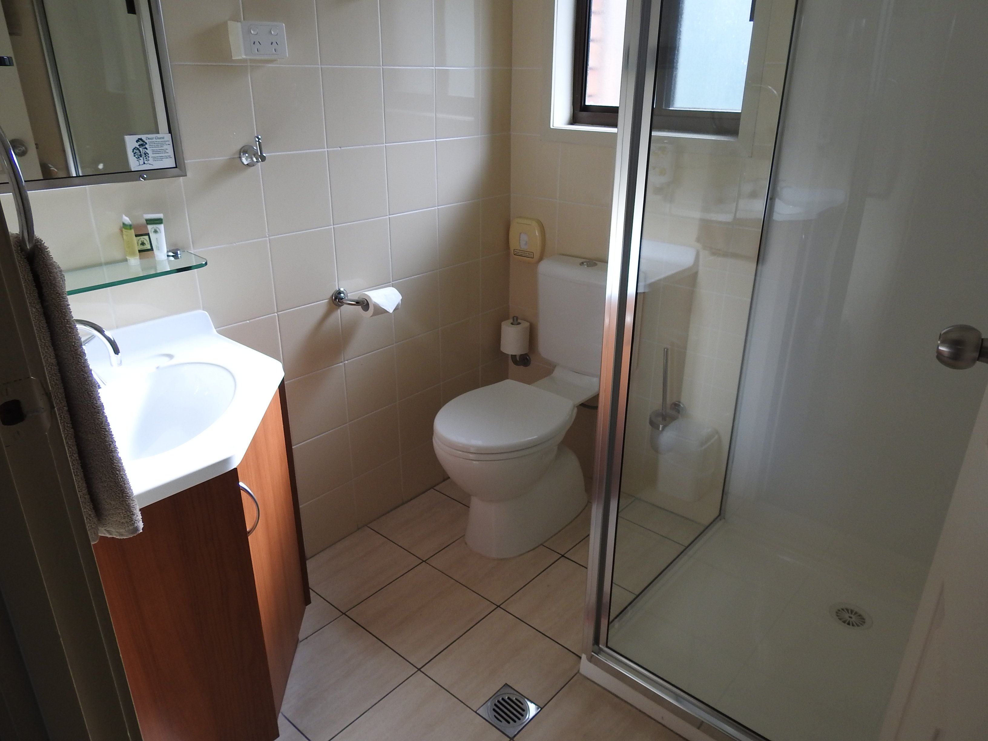 Stannum Lodge Motor Inn-浴室
