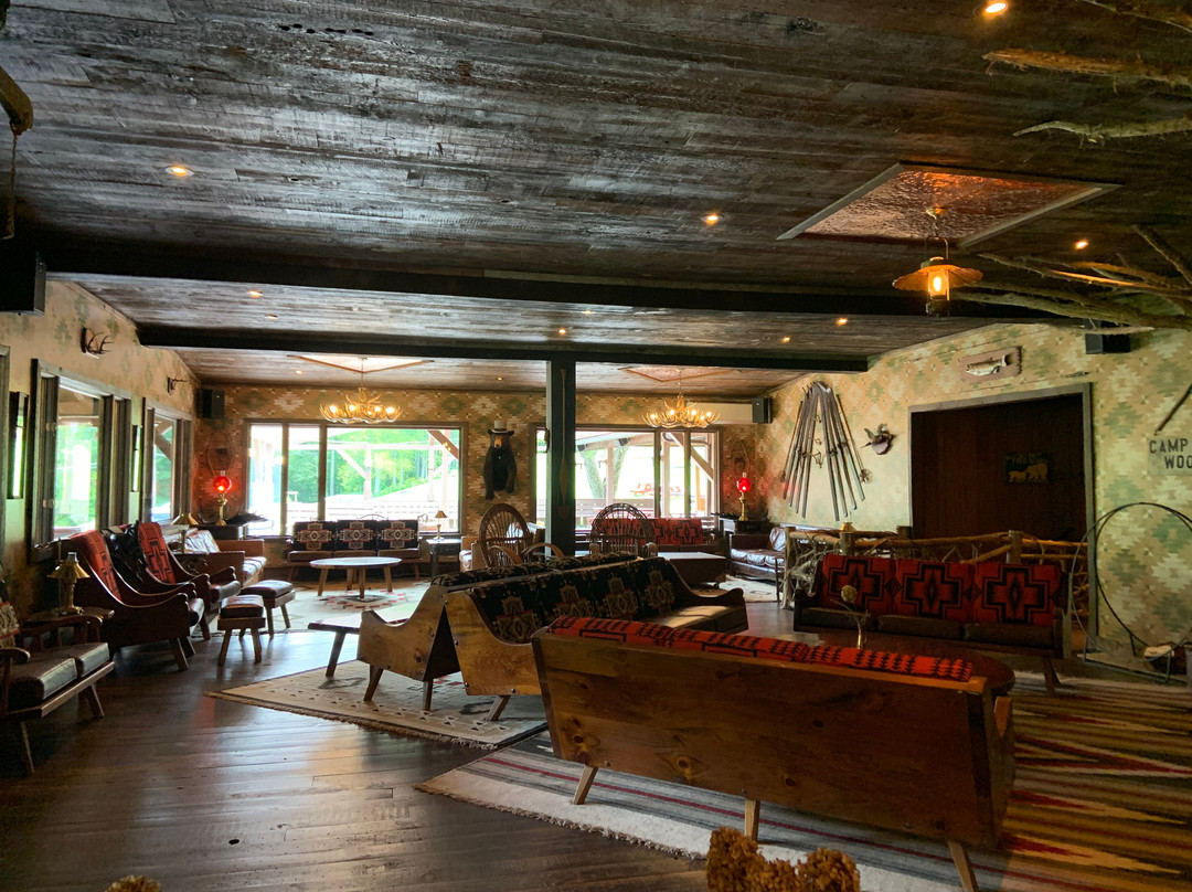 Urban Cowboy Lodge主图