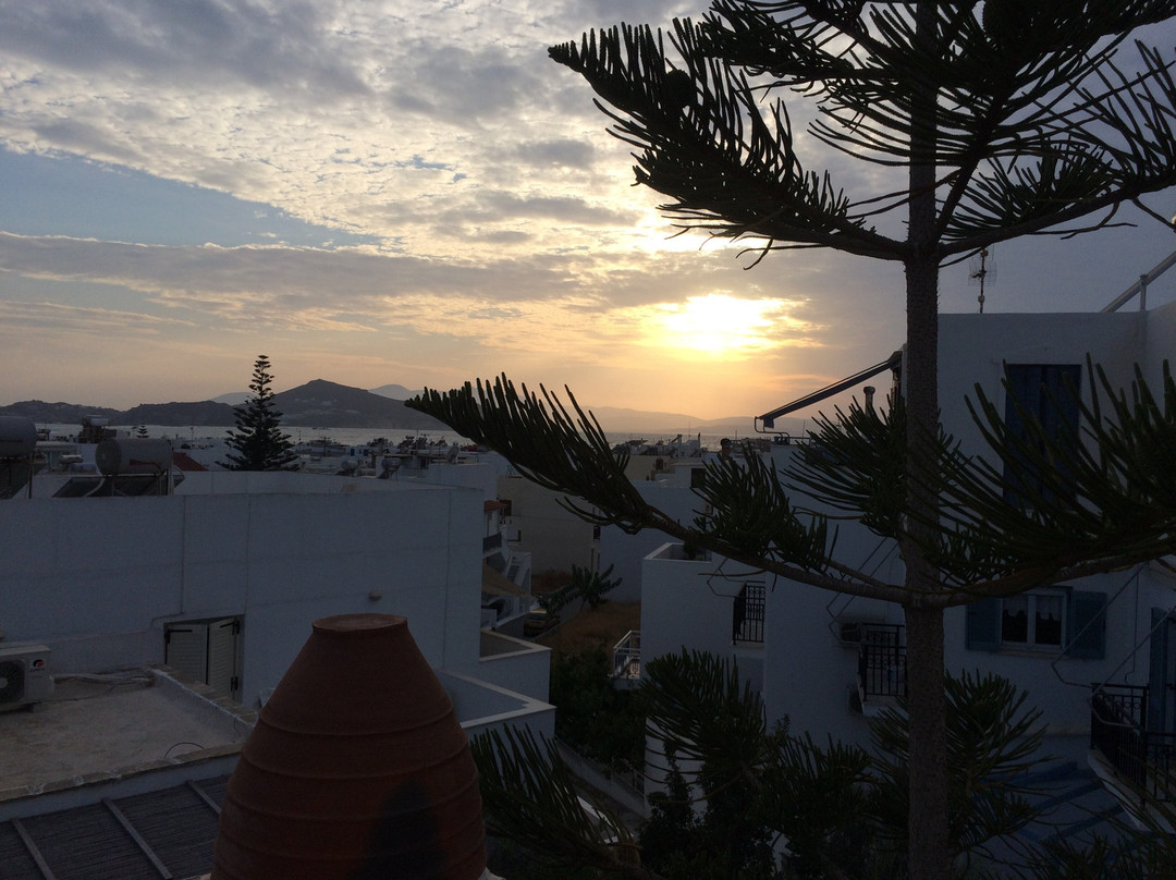 纳斯塔西亚村酒店主图