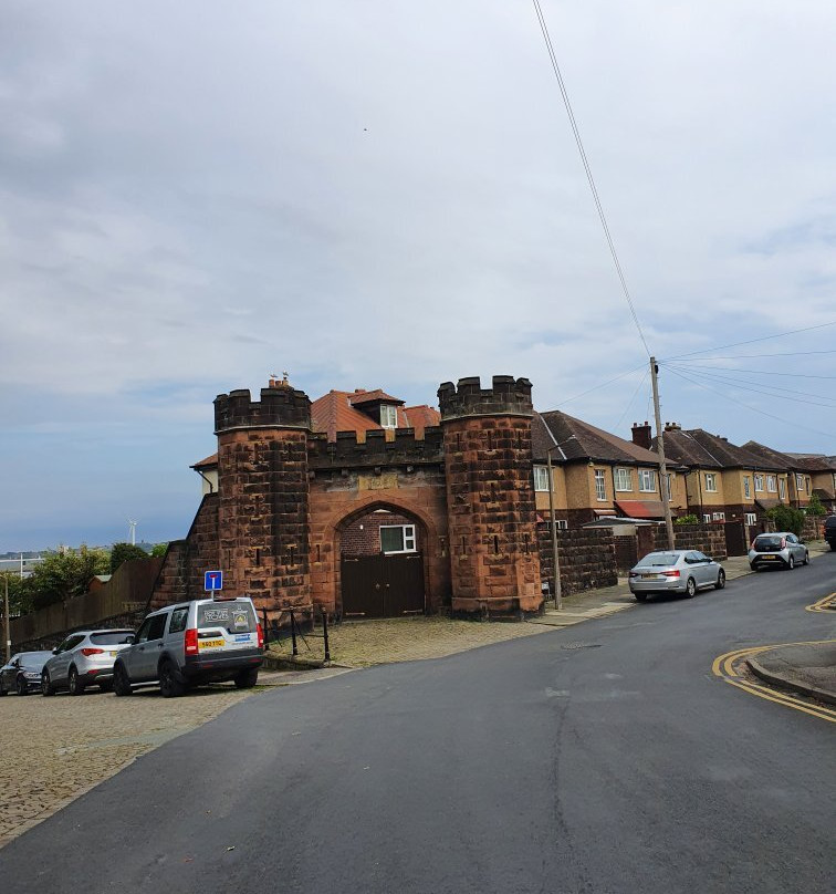 Liscard Battery Gatehouse
