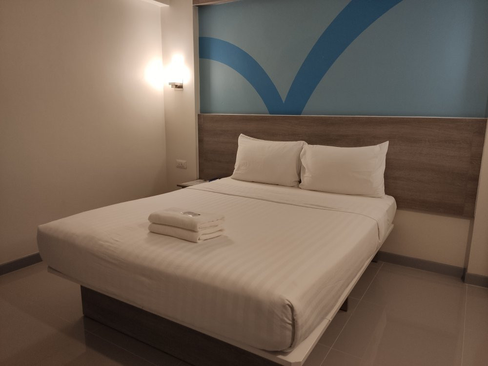 Hop Inn Nakhon Sawan主图