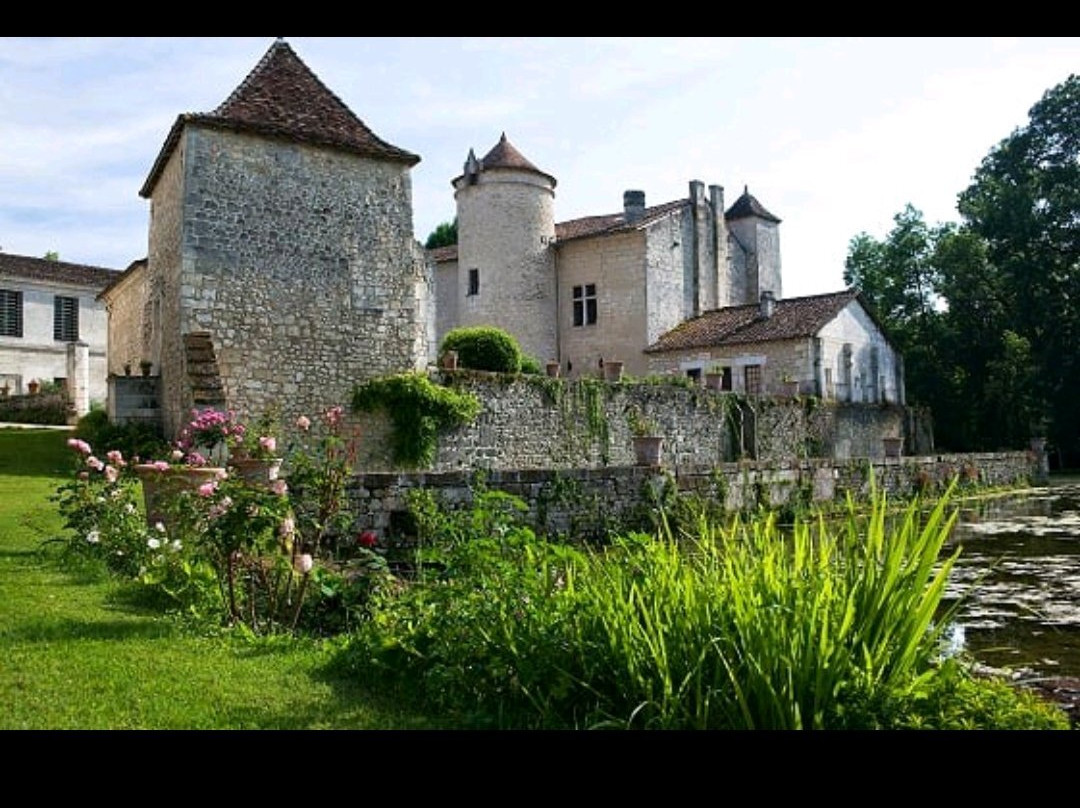 Jardins De Logis De Forge-Mouthiers-sur-Boeme必去景点