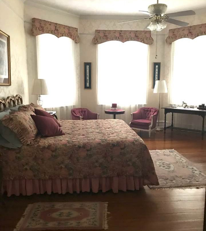 Songbird Manor Bed and Breakfast主图