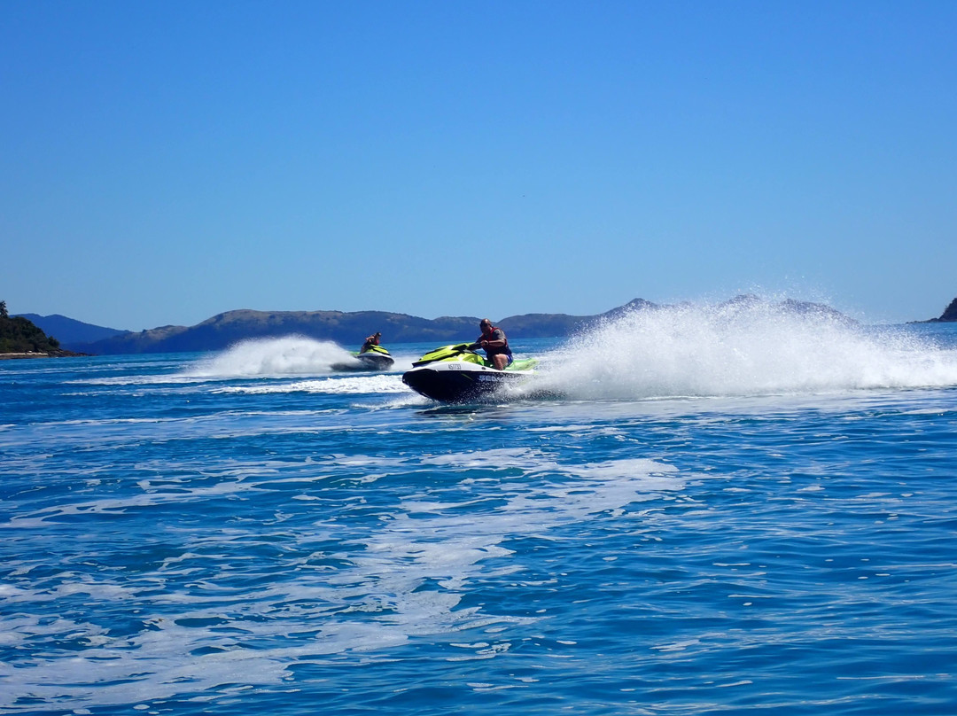 Hamilton Island Jet Ski Tours景点图片
