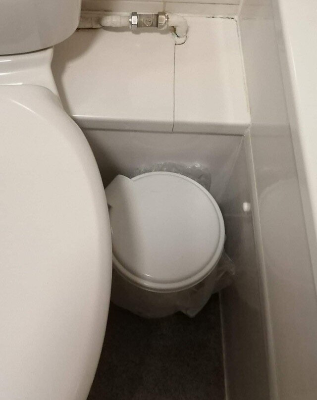 The Oysterfleet Hotel主图