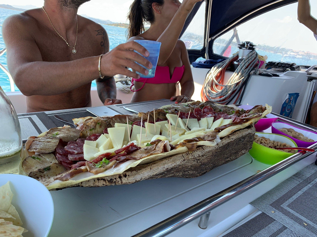 Smeralda-charter-Cannigione必去景点