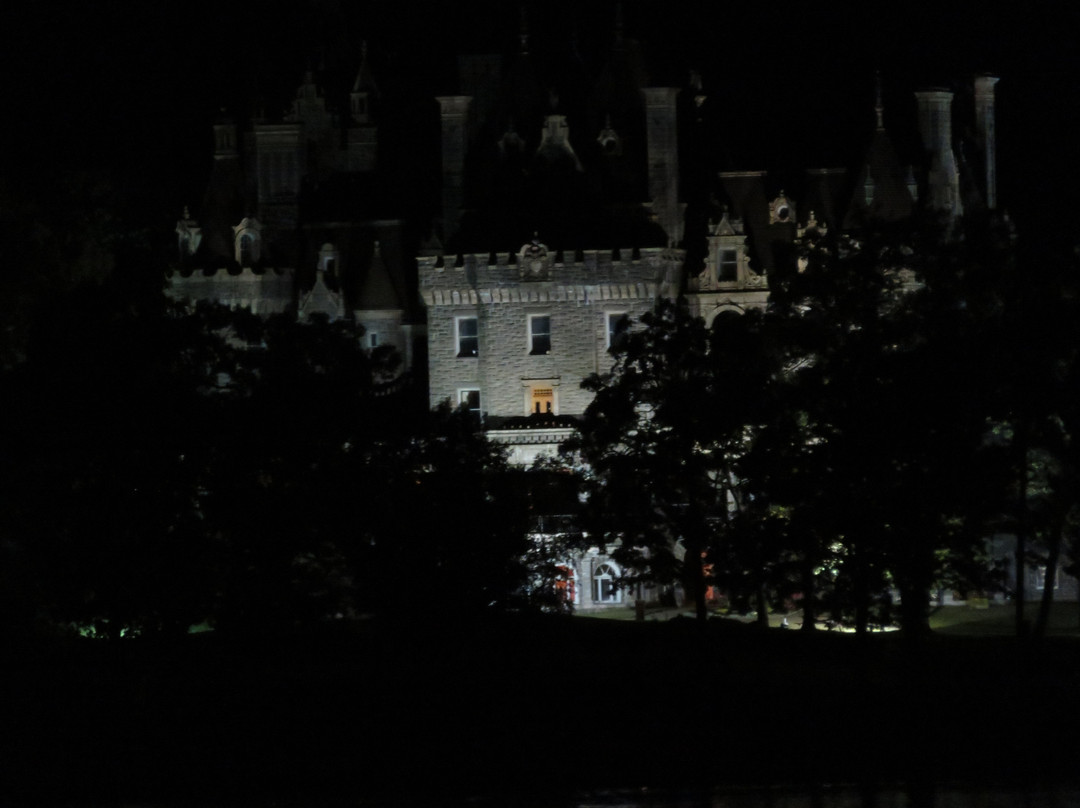 Riveredge Resort主图