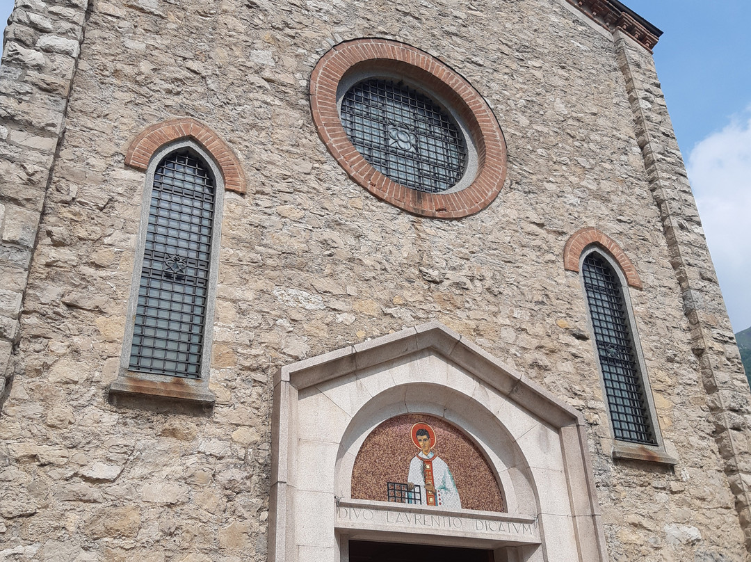 Chiesa di S. Lorenzo-Ballabio必去景点