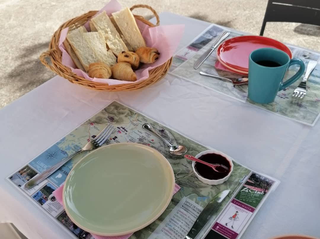 Mas Saint Julien主图