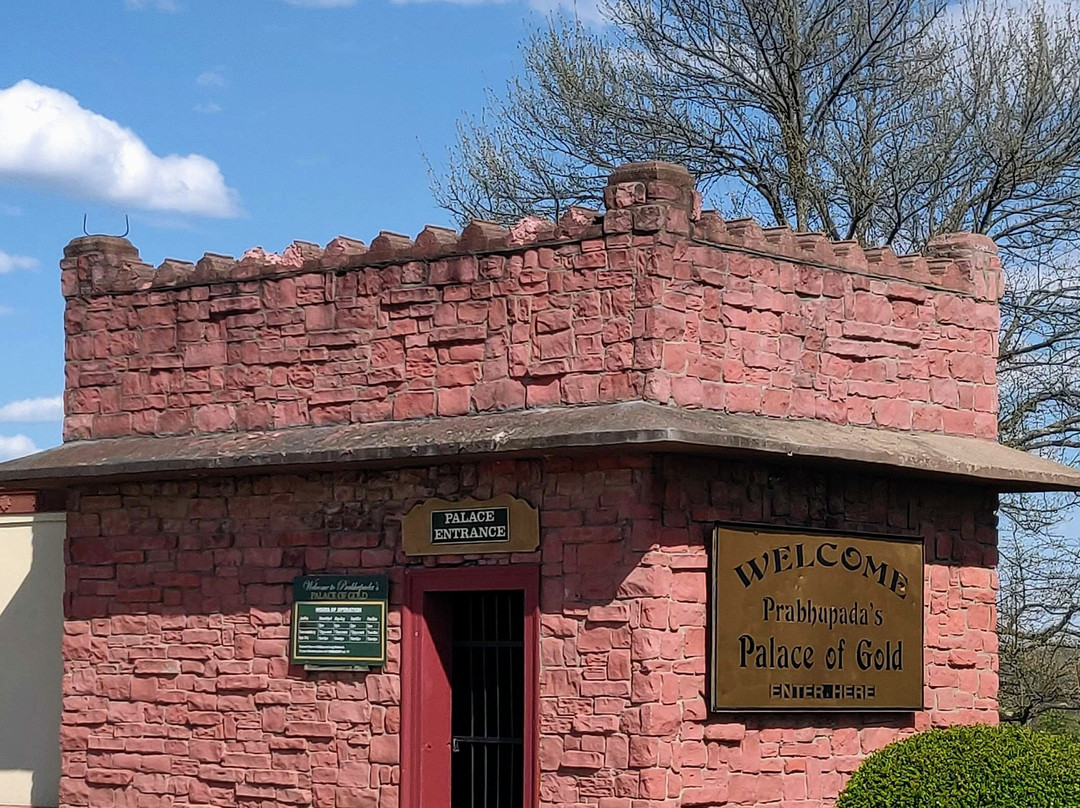 Palace of Gold-Moundsville必去景点