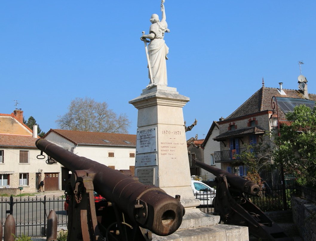 Monument aux morts de Boyer景点图片