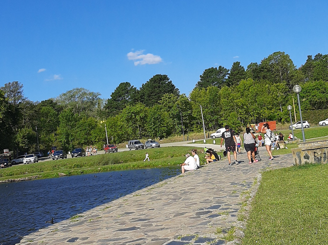 Lago y Dique del Fuerte-坦迪尔必去景点