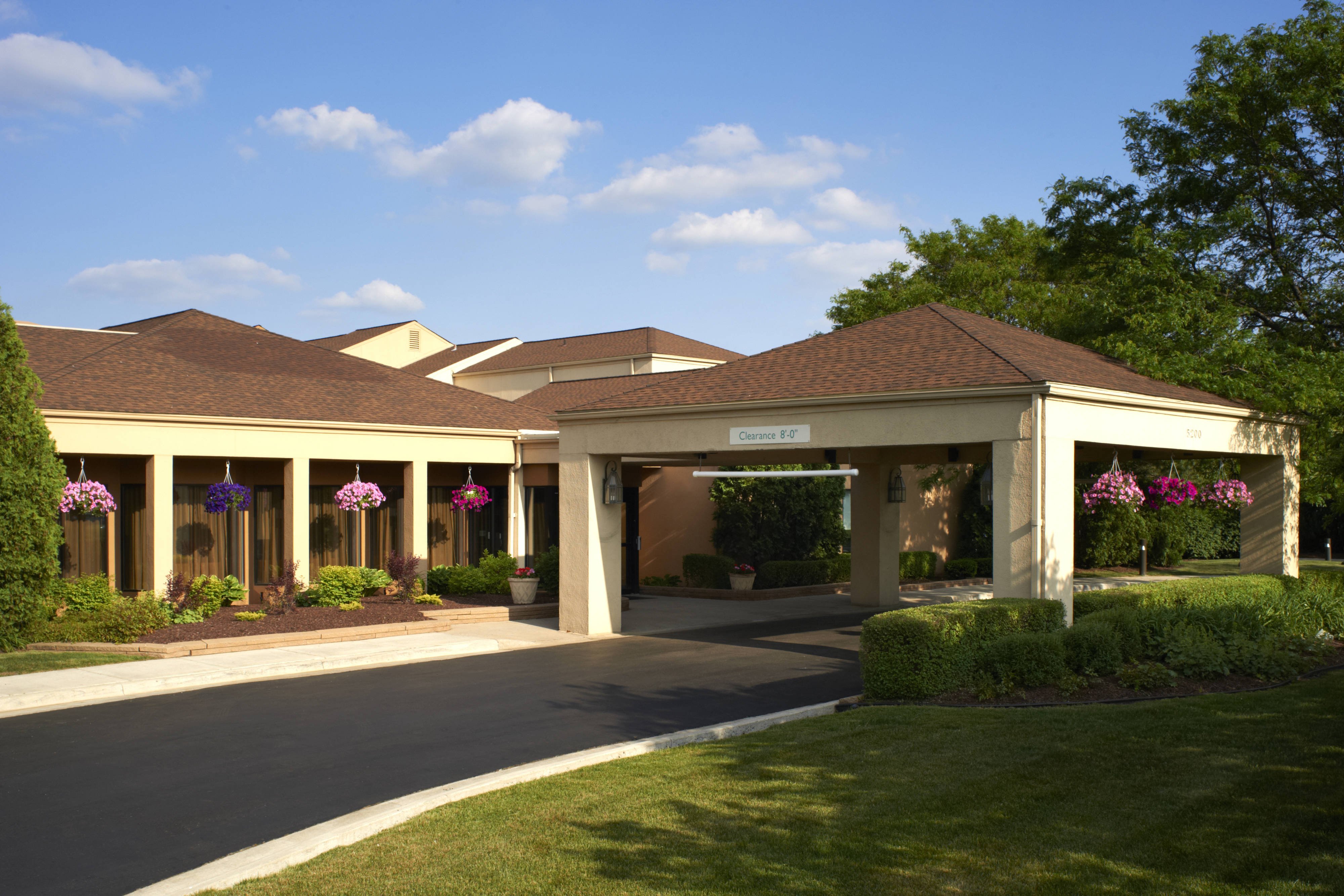 Courtyard by Marriott Detroit Dearborn-官方