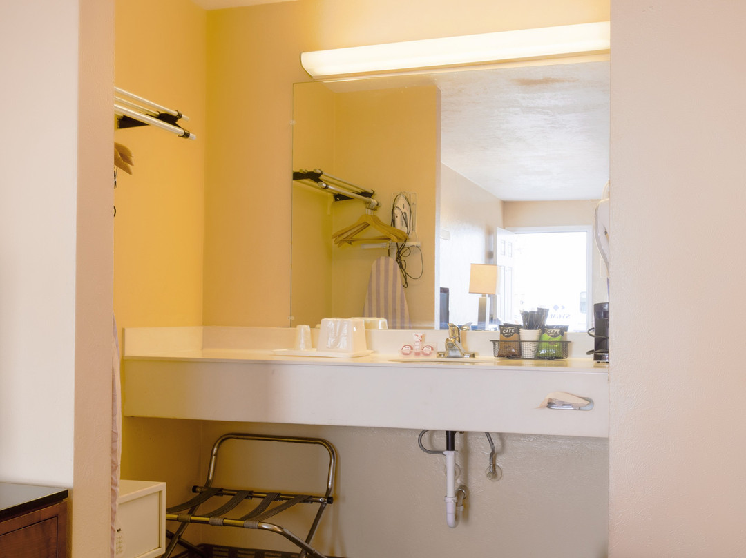 OYO Hotel Lebanon MO I-44主图