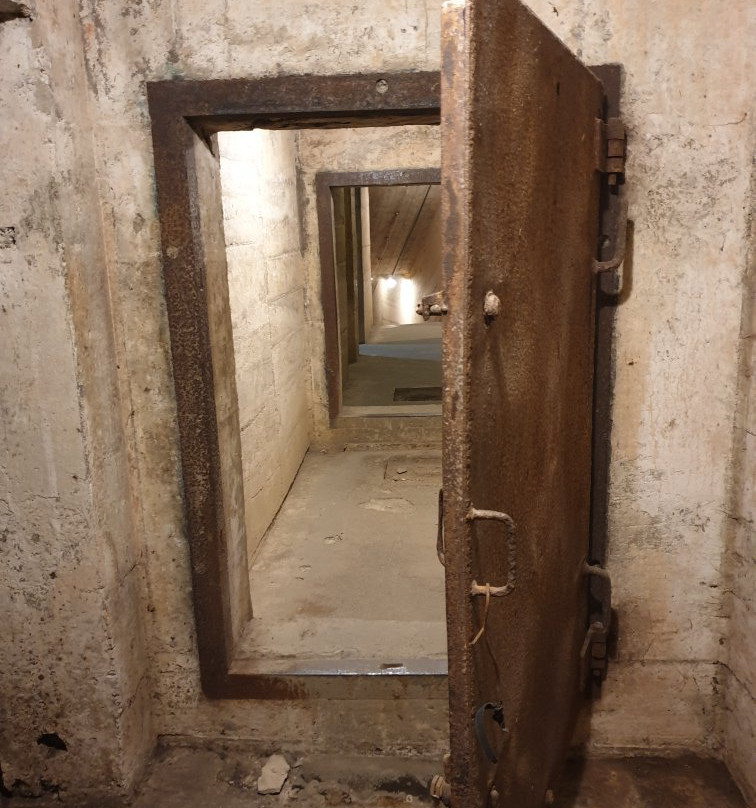 Hospital Cave景点图片