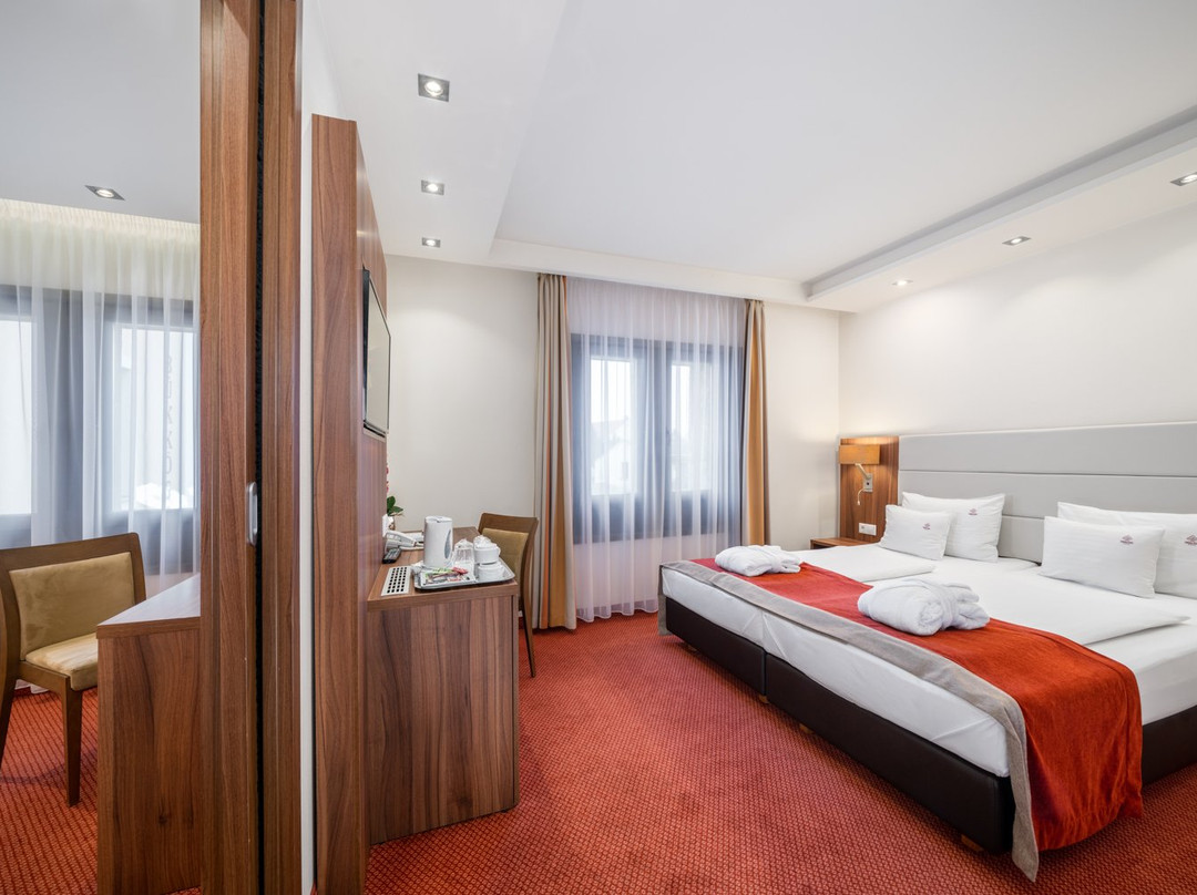 Bukkos Hotel & Spa主图