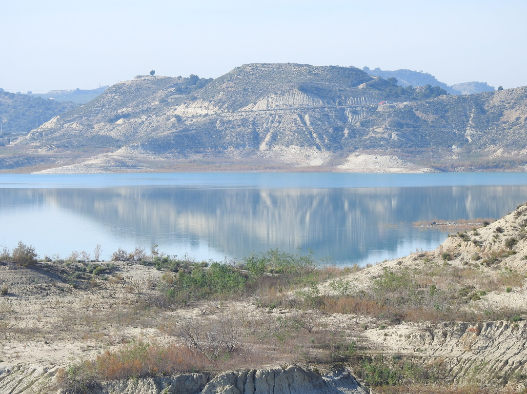 Embalse de La Pedrera景点图片