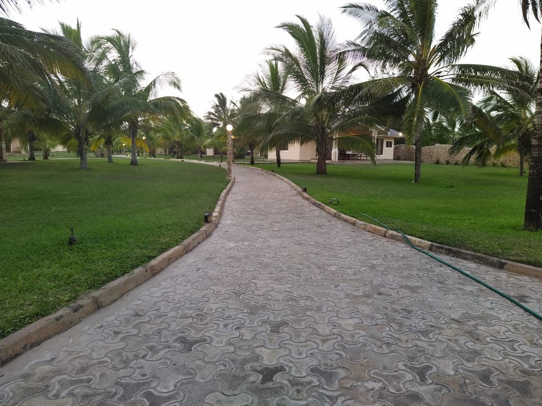 Ocean Beach Resort & Spa主图