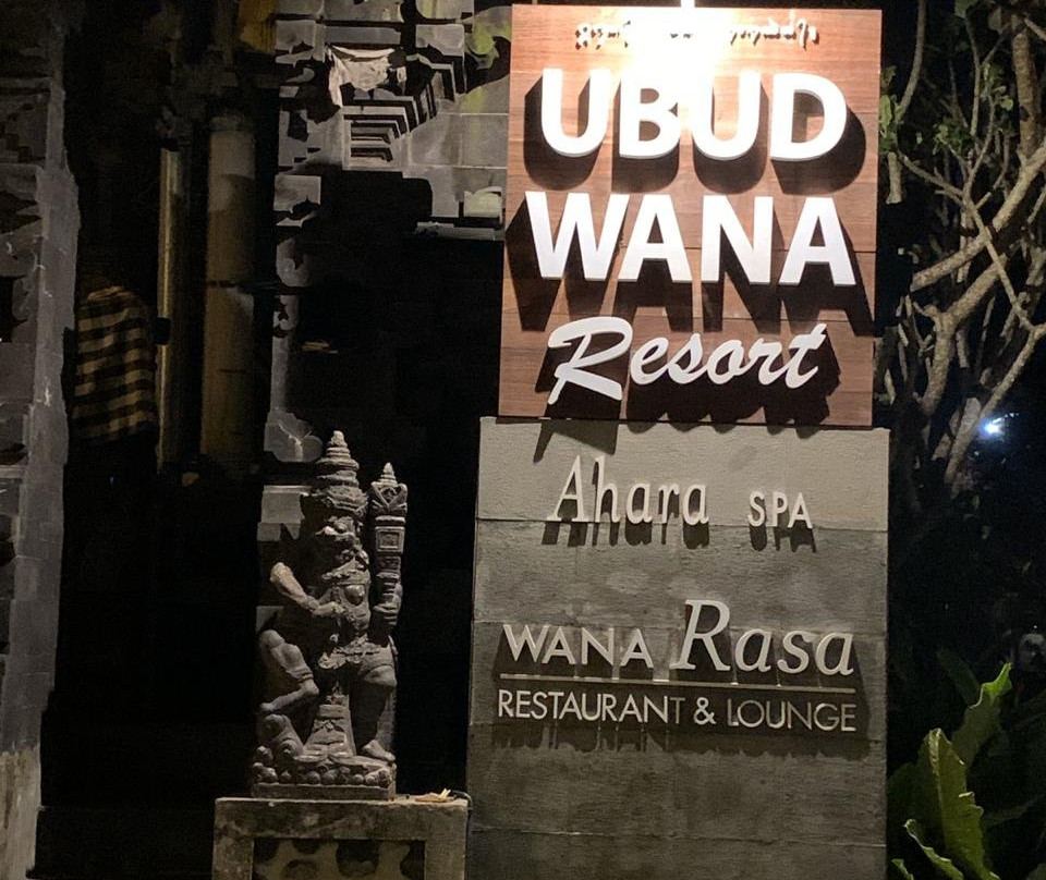 乌布瓦纳度假酒店主图