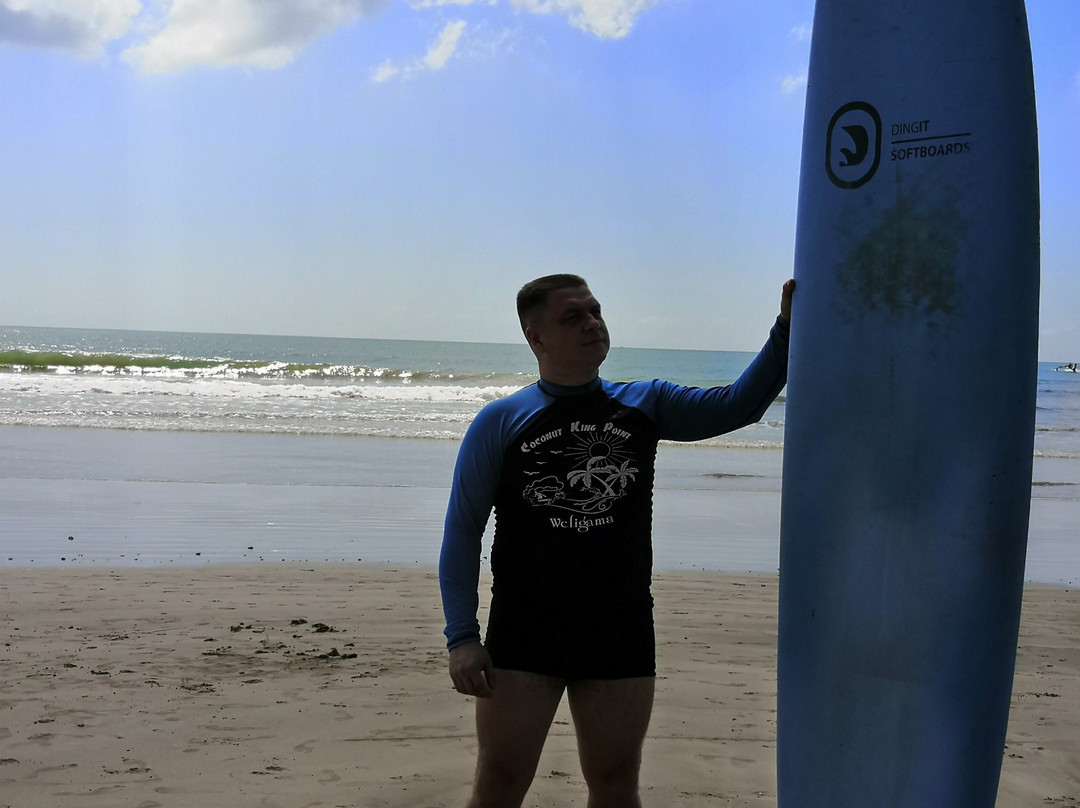 Coconut King Point (Navod Surf School)景点图片