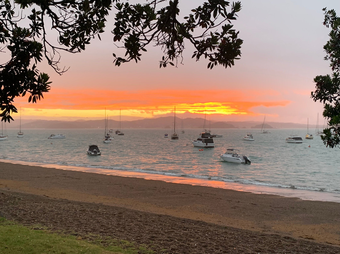 Hananui Lodge and Apartments主图