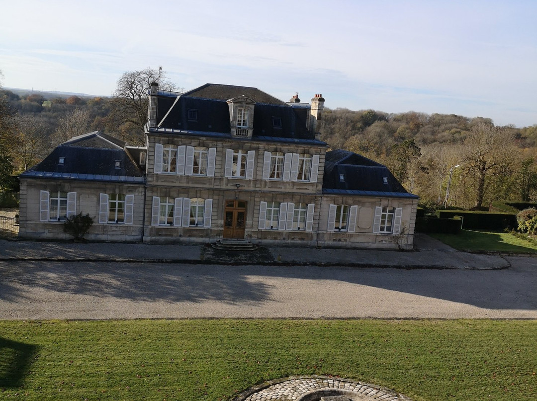 Grand gîte 15 pers La Carriere l'Eveque主图