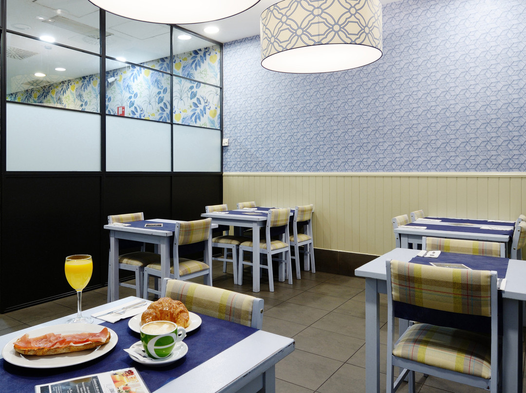 U Hotel Villa Gomá主图