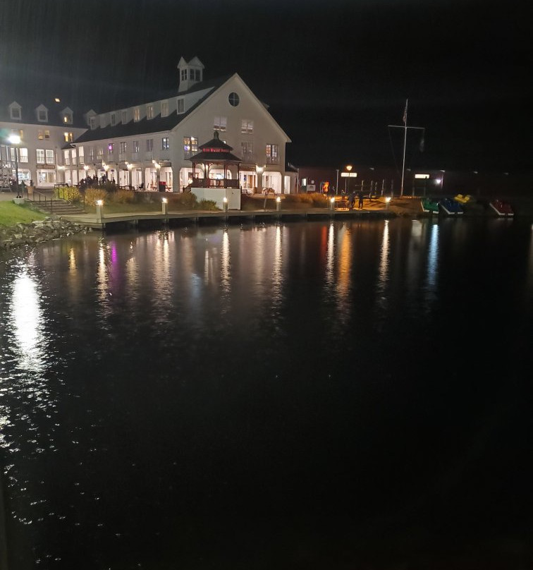 Golden Eagle Lodge主图