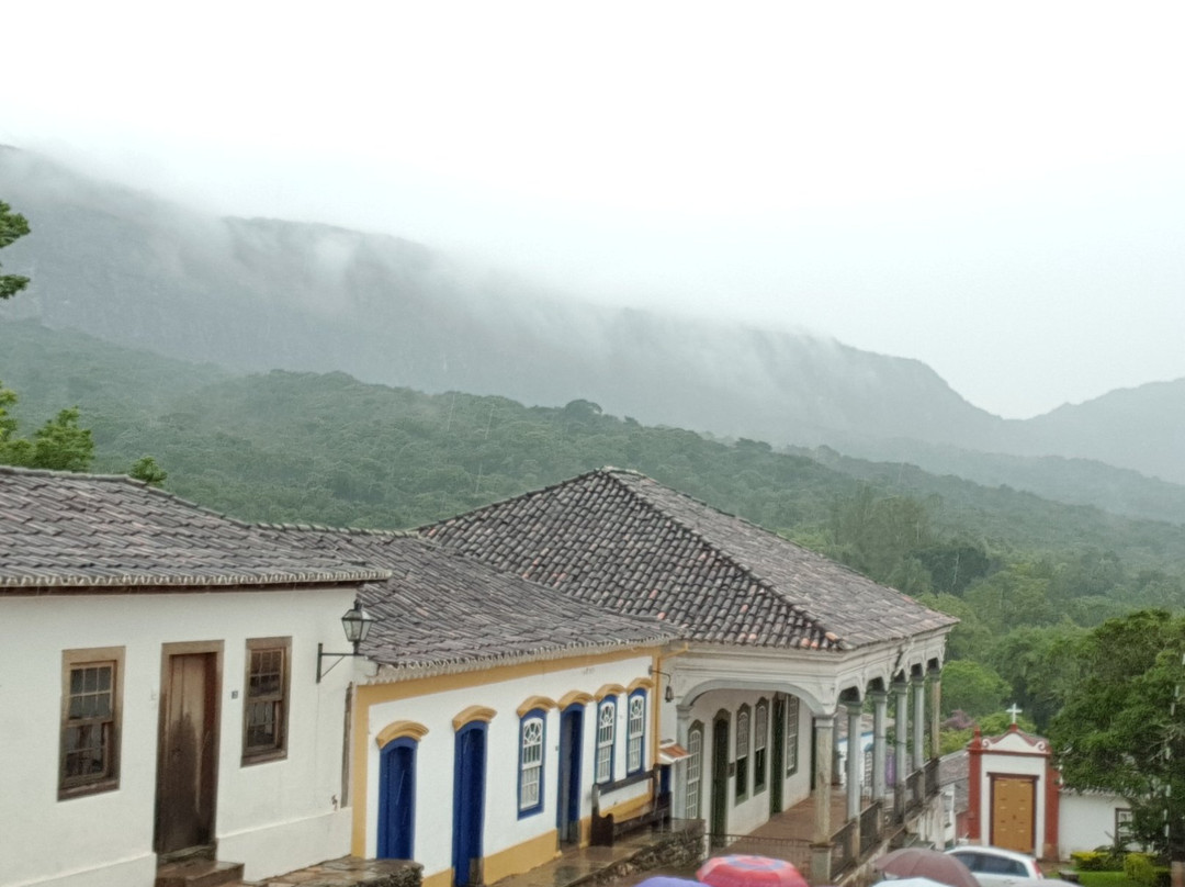 Câmara Municipal de Vereadores-蒂拉登特斯必去景点