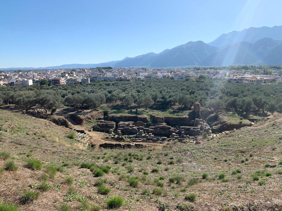 Acropolis and Ancient Theater-Sparta必去景点