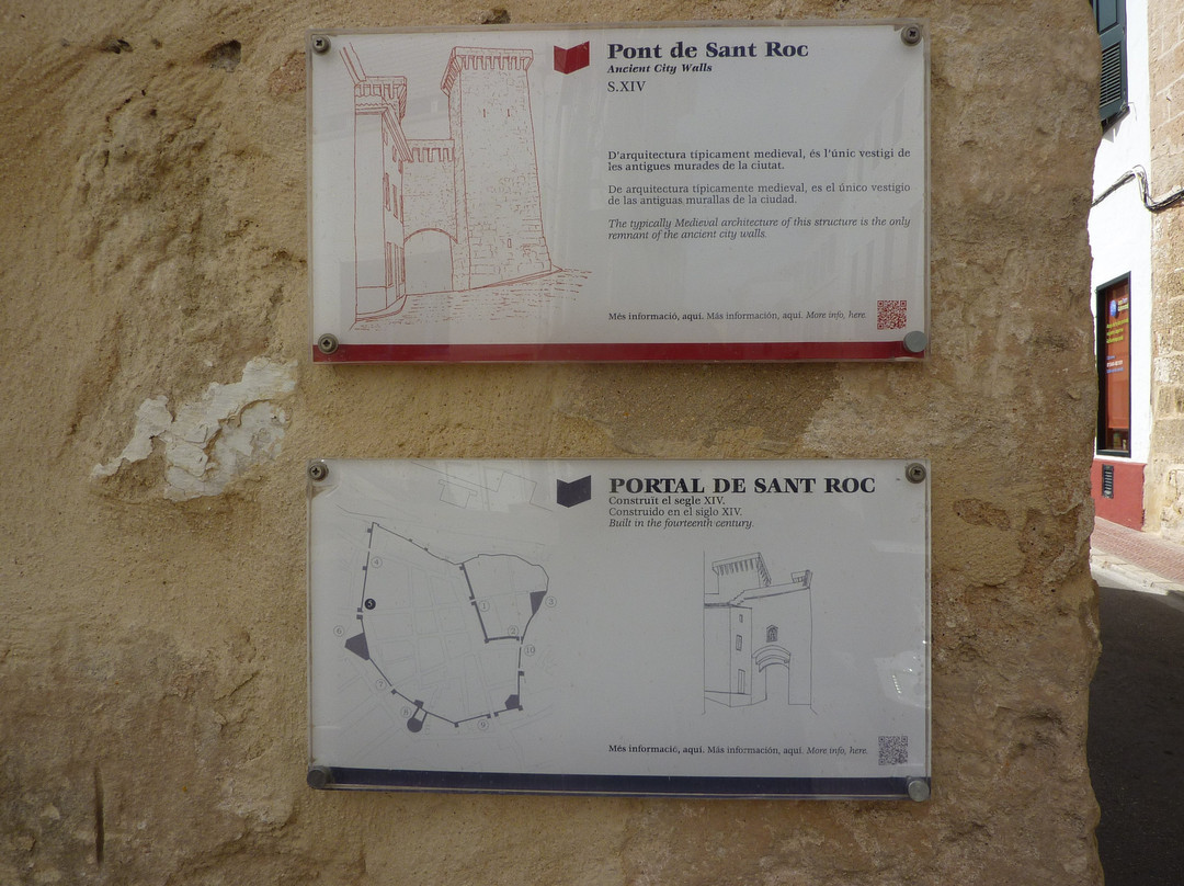 Portal de Sant Roc-Mahon必去景点
