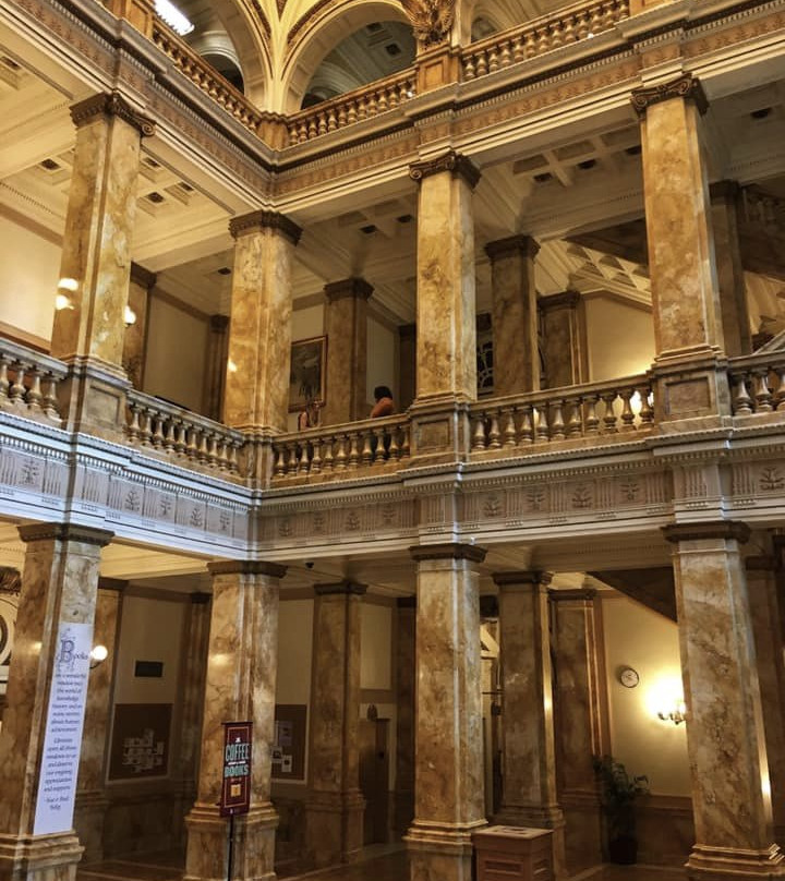 Milwaukee Public Library-密尔沃基必去景点