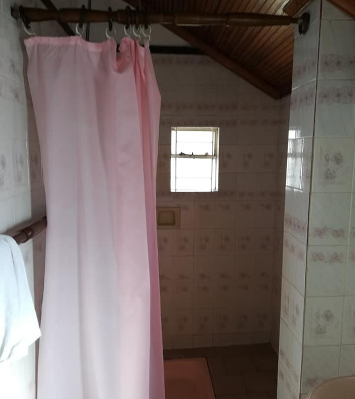 Jacaranda Lake Elementeita Lodge主图