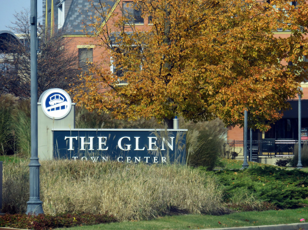 The Glen Town Center景点图片