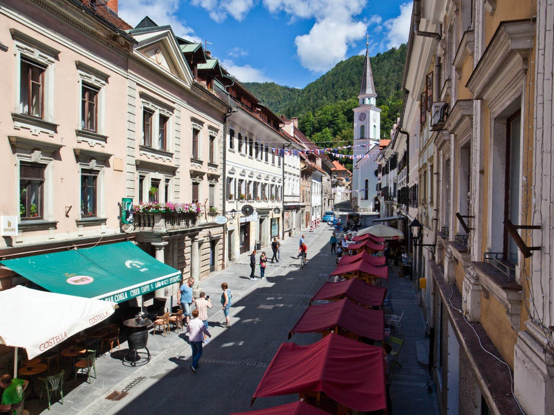 Trzic Old Town-特尔日奇必去景点