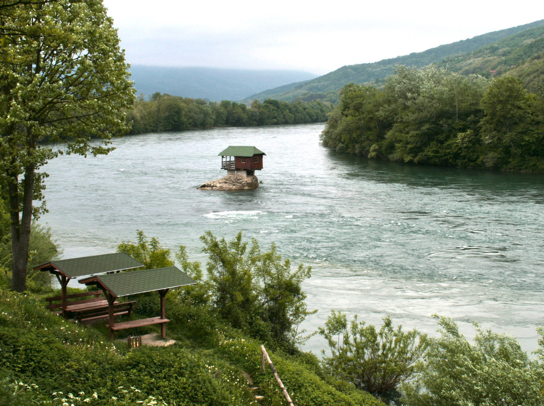Drina River House景点图片