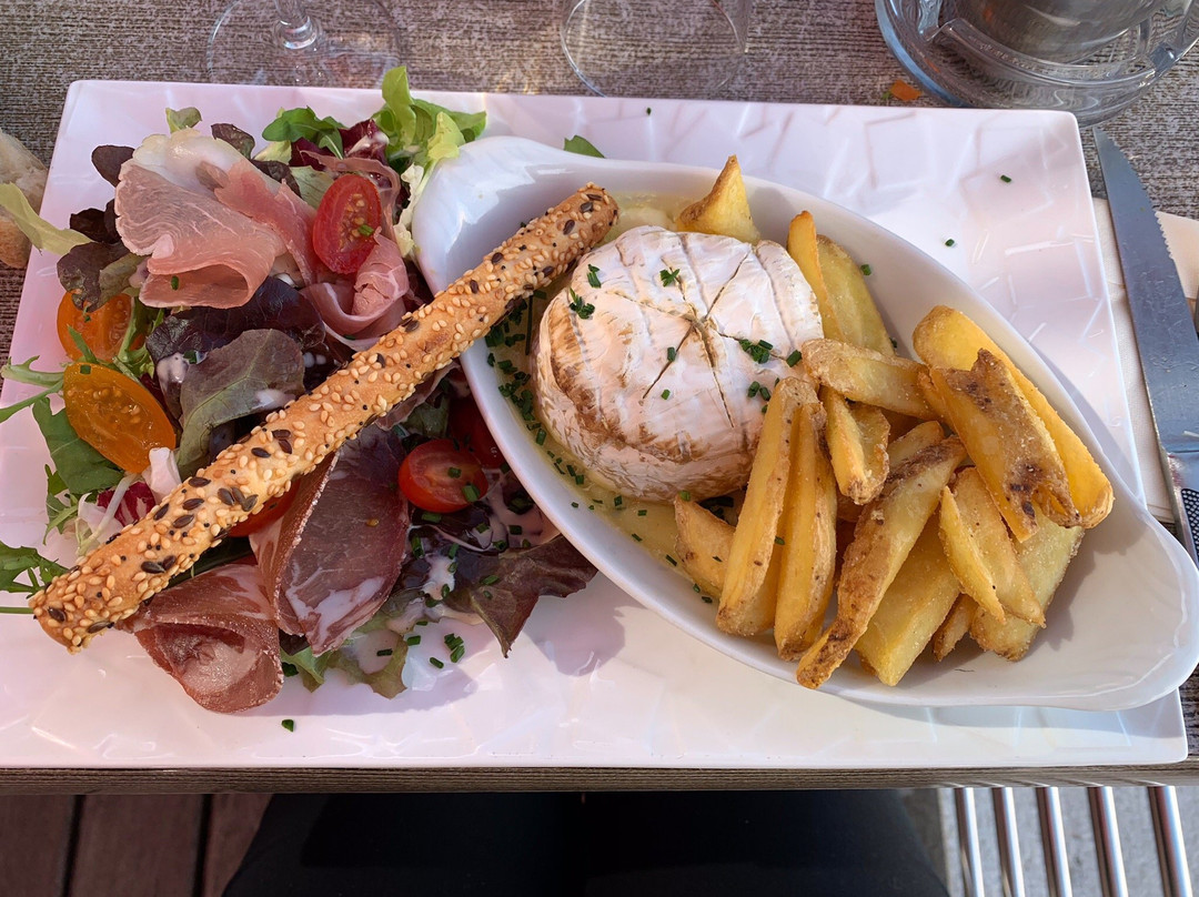 Le Yacht Club de Cassis