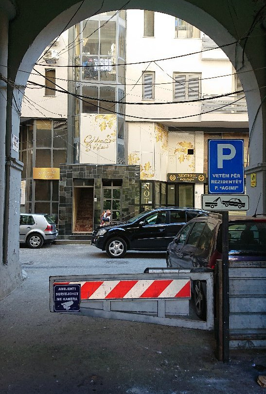 Golden Spa Relax Blloku-地拉那必去景点