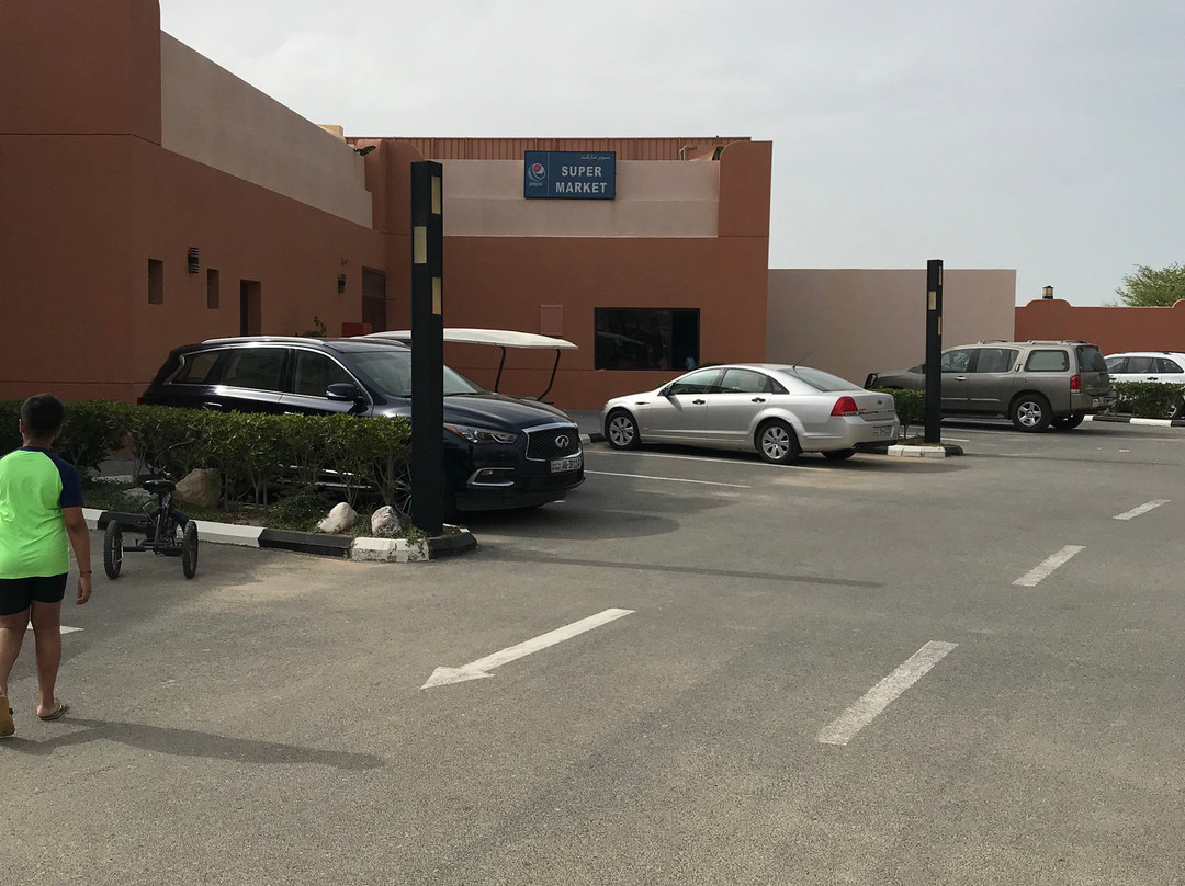 Aquamarine Kuwait Resort主图