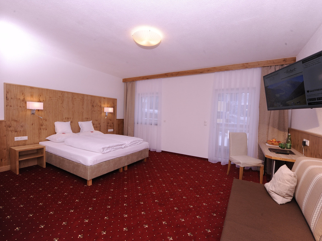 Gasthof Hotel Burkert主图