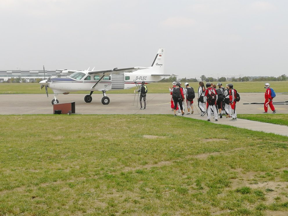 SkyDive-Hildesheim-希尔德斯海姆必去景点