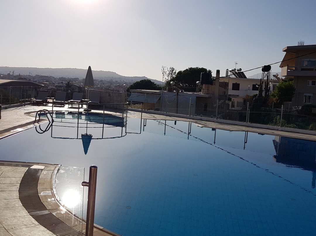 弗雷达公寓酒店主图