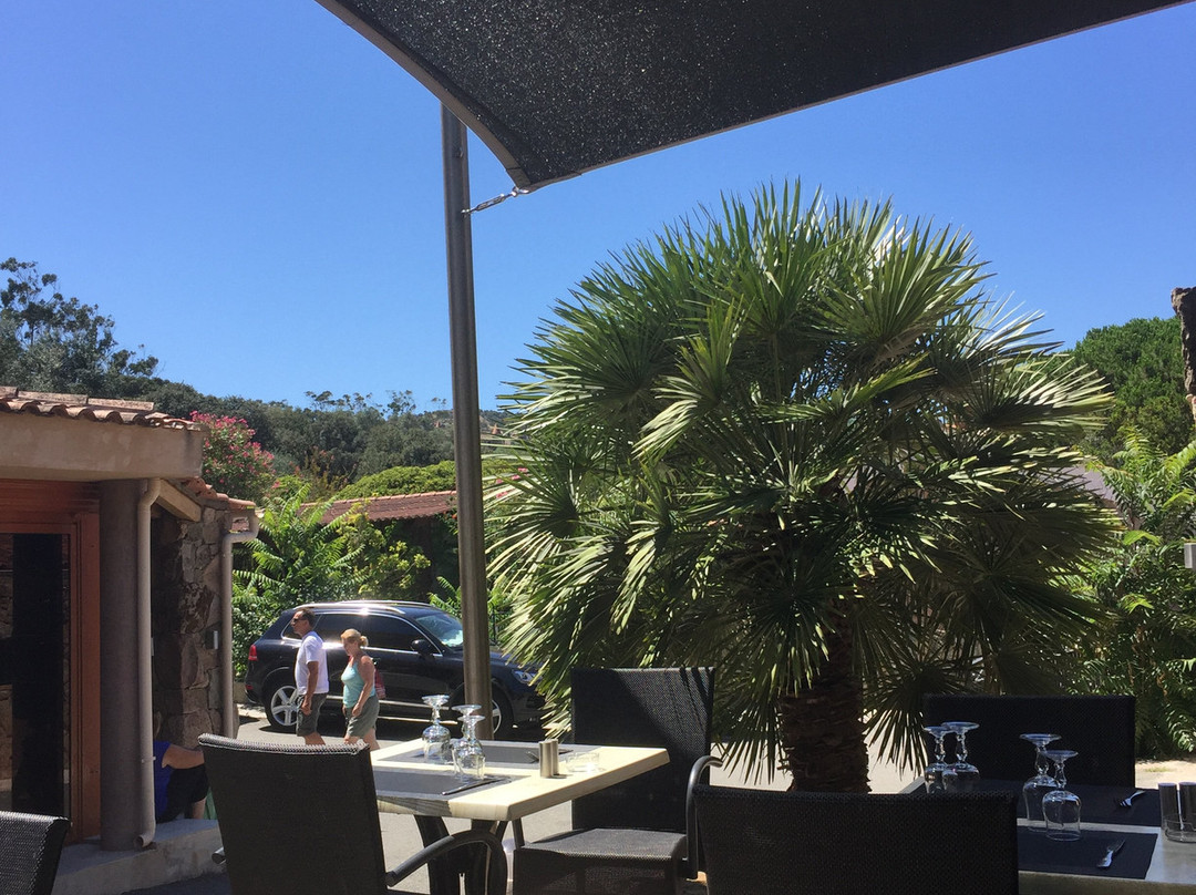 Hotel Le Ressac主图