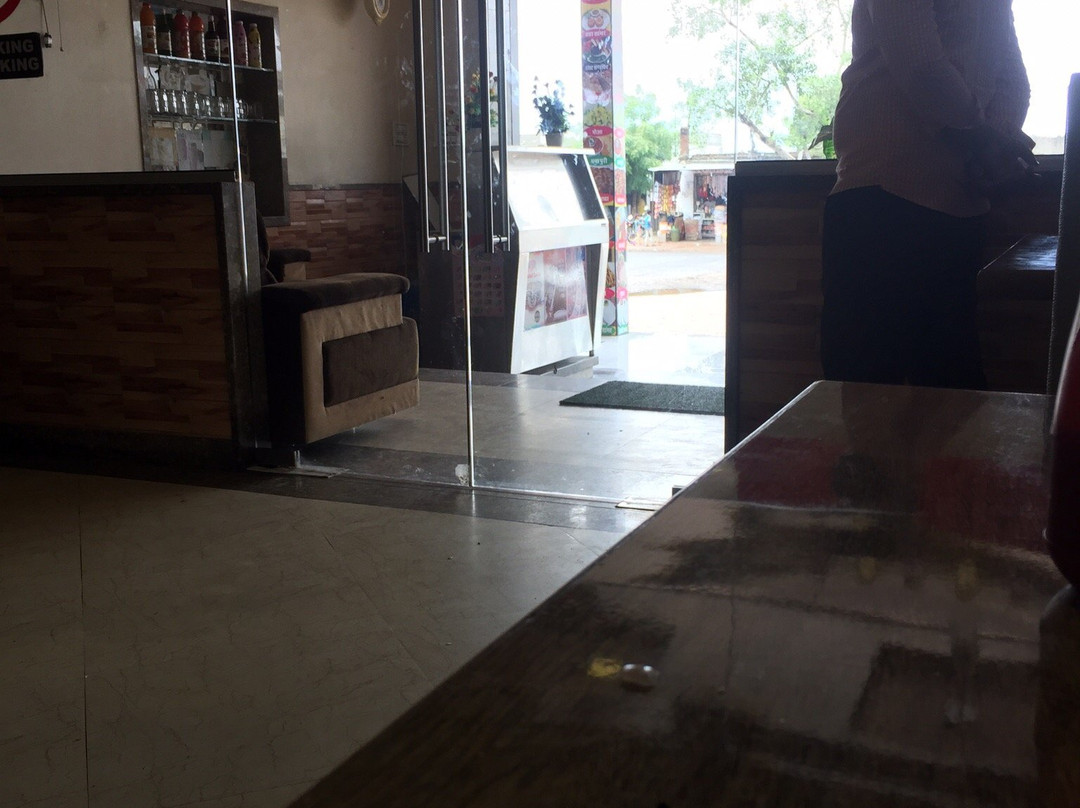 Hotel Vrindavan主图