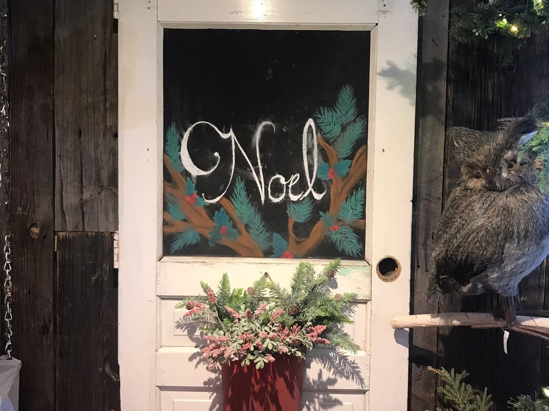 Tis The Season Christmas Shoppe-Millersburg必去景点