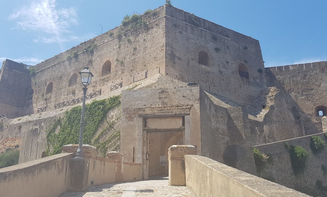 Castello Ruffo di Scilla景点图片