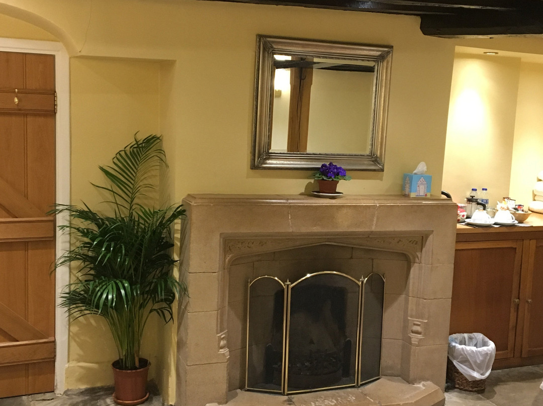 Heathrow Cottages主图